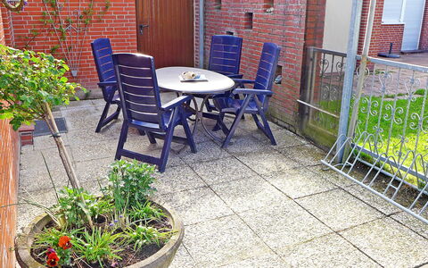 Gila: Werf, Eigendom, Backyard, Patio, Tuin, Steen, Onroerend Goed, Metselwerk, Binnenplaats, Flagstone