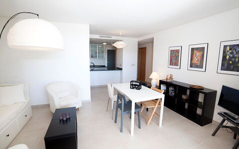 Altea 49: Kamer, Eigendom, Meubilair, Interieur Ontwerp, Gebouw, Tafel, Huis, Plafond, Verdieping, Eetkamer