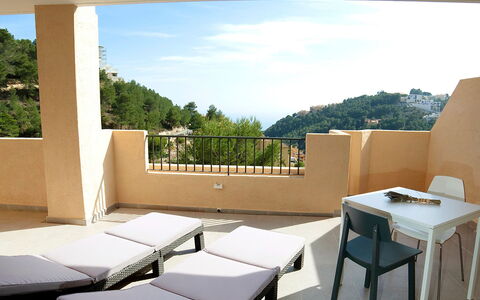 Altea 49: Eigendom, Kamer, Meubilair, Huis, Interieur Ontwerp, Gebouw, Tafel, Onroerend Goed, Architectuur, Schaduw