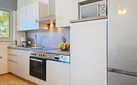 Trogir Slatine 166: Zwembad, Bergketen, Eco Hotel, Toevlucht, Landgoed, Vallei, Villa, Landscaping, Badplaats, Backyard