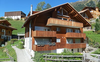 Wengen 22: Eigendom, Huis, Gebouw, Architectuur, Huis, Onroerend Goed, Woongebied, Facade, Hout, Dak
