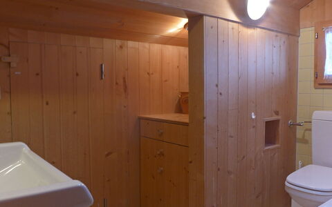 Wätterlücke: Kamer, Badkamer, Eigendom, Muur, Beits, Loodgieterswerkinrichting, Toilet, Hout, Verdieping, Multiplex
