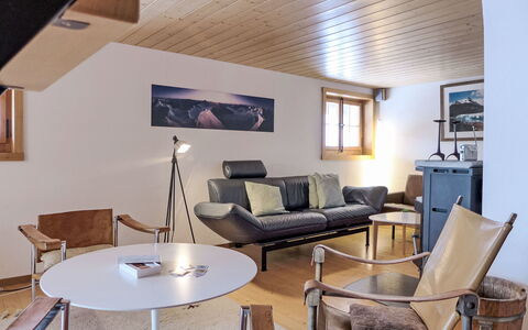 Wätterlücke: Meubilair, Interieur Ontwerp, Flooring, Verdieping, Plafond, Appartement, Huis, Verlichting, Stoel, Woonkamer