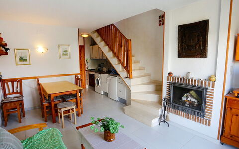 Montalt Viii: Kamer, Eigendom, Meubilair, Gebouw, Huis, Interieur Ontwerp, Onroerend Goed, Woonkamer, Verdieping, Suite