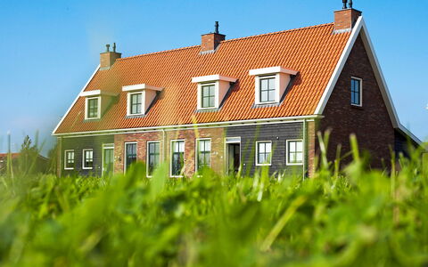 Ganuenta: Huis, Eigendom, Huis, Verblijf, Gebouw, Boerderij, Dak, Onroerend Goed, Gras, Landelijk Gebied