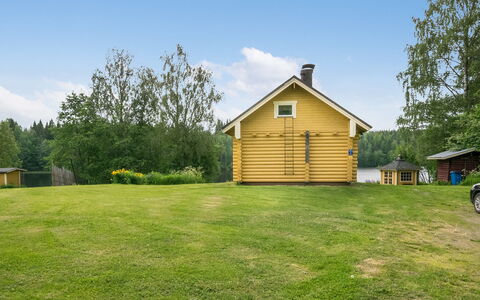 Ahvenranta: Boom, Bank, Huis, Verblijf, Meer, Vijver, Woud, Blokhut