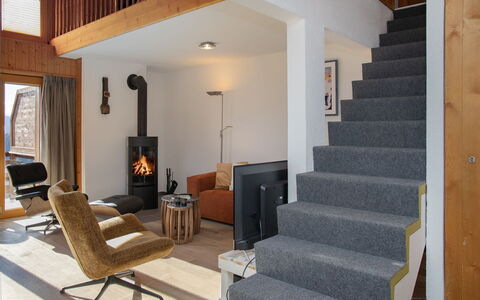 Plein Soleil B 19: Flooring, Hout, Verdieping, Interieur Ontwerp, Meubilair, Houten Vloer, Appartement, Huis, Kamer, Woonkamer