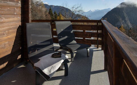Plein Soleil B 19: Hout, Bergketen, Hardwood, Heuvel Station, Ridge, Beits, Alpen, Balkon, Vallei, Plank