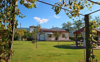 Casa Sofia: garden