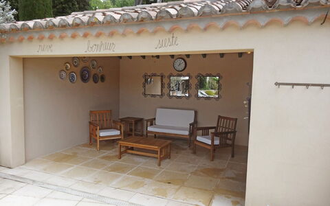 Le Bouloulou: Eigendom, Gebouw, Huis, Kamer, Onroerend Goed, Huis, Patio, Hacienda, Villa, Appartement
