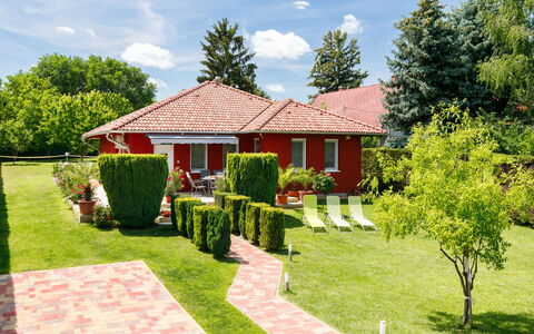 Sunshine: Fabriek, Lucht, Wolk, Eigendom, Natuur, Boom, Land Lot, Huis, Natuurlijk Landschap, Verblijf