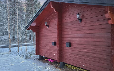 Rovarakka 1 B: Hout, Siding, Verblijf, Huis, Huis, Plank, Garden Gebouwen, Blokhut, Hardwood, Veranda