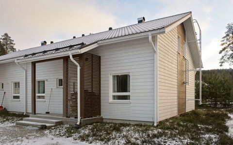 4 Seasons a 2: Verblijf, Huis, Huis, Garden Gebouwen, Siding, Blokhut, Boerderij, Landgoed, Schuur, Werf