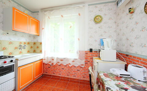 Palma: Eigendom, Kamer, Oranje, Meubilair, Gebouw, Interieur Ontwerp, Muur, Verdieping, Onroerend Goed, Huis