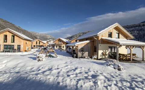 Murau 202: Lucht, Sneeuw, Wolk, Venster, Berg, Gebouw, Helling, Huis, Freezing, Verblijf
