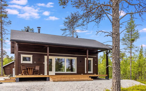 Villa Goskanjavri: Hout, Huis, Verblijf, Siding, Hardwood, Blokhut, Garden Gebouwen, Plank, Veranda, Bos