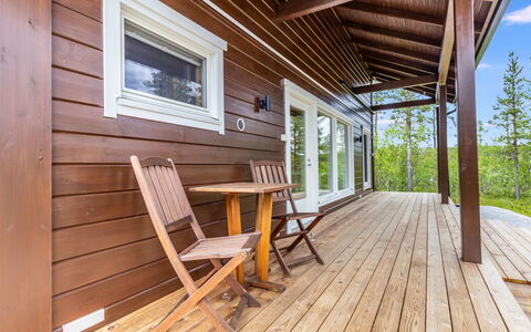 Villa Goskanjavri: Houten Vloer, Hout, Veranda, Hardwood, Flooring, Siding, Plank, Beits, Huis, Verdieping