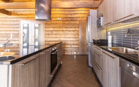 Villa Midnight Sun: Appartement, Condominium, Landgoed, Balkon, Villa, Hotel