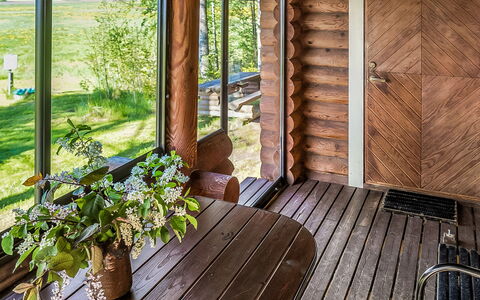 Huvilakoti 2: Hout, Verblijf, Blokhut, Woud, Schuur, Garden Gebouwen, Lariks, Bos, Beits