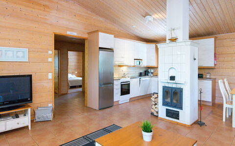 Hot Pool Cottage Iitu: Keuken, Hout, Flooring, Interieur Ontwerp, Plafond, Verdieping, Kamer, Meubilair, Toestel Van De Keuken, Countertop