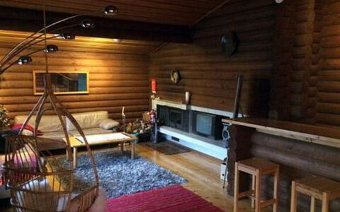 Sokeelampi: Gras, Huis, Verblijf, Land Lot, Huis, Landgoed, Gazon, Siding, Boerderij, Veranda