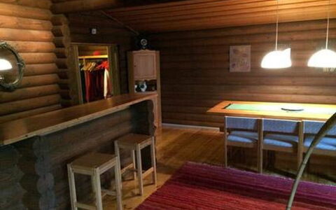 Sokeelampi: Gras, Huis, Verblijf, Land Lot, Huis, Landgoed, Gazon, Siding, Boerderij, Veranda