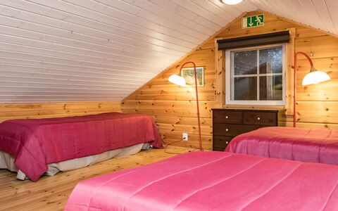 Myllymökki: Hout, Siding, Verblijf, Huis, Huis, Plank, Garden Gebouwen, Blokhut, Hardwood, Veranda