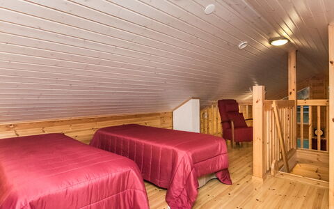Myllymökki: Hout, Siding, Verblijf, Huis, Huis, Plank, Garden Gebouwen, Blokhut, Hardwood, Veranda