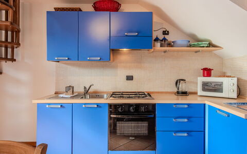 Cà del Fritz: Hout, Keuken, Toestel Van De Keuken, Major Appliance, Flooring, Interieur Ontwerp, Fornuis, Cabinetry, Verdieping, Countertop