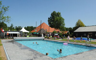 Velsen-south 500: Zwembad, Vrije Tijd, Recreatiecentrum,  Dorf\, Water, Toevlucht, Recreatie, Vakantie, Badplaats, Pret