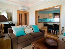 Village 1 Bed Sea View