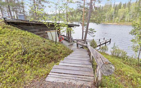 Metsä-Luosto: Verblijf, Huis, Huis, Garden Gebouwen, Siding, Blokhut, Boerderij, Landgoed, Schuur, Werf