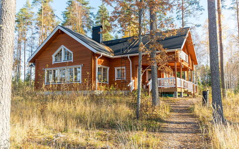Lokinsiipi: Hout, Verblijf, Huis, Bos, Veranda, Siding, Blokhut, Landgoed, Boerderij, Garden Gebouwen