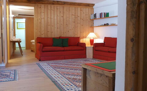 Chesa Frizzoni: Meubilair, Comfort, Hout, Bankstel, Interieur Ontwerp, Flooring, Verdieping, Muur, Woonkamer, Hardwood
