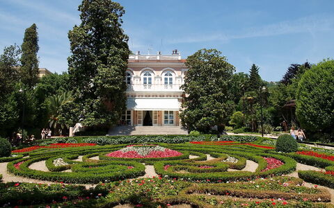 Villa Olea: Tuin, Botanische Tuin, Landgoed, Gebouw, Plantkunde, Paleis, Huis, Struik, Boom, Haag