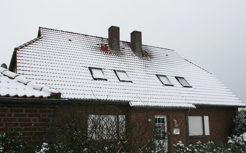 Norddeich 757: Gebouw, Eigendom, Venster, Lucht, Fabriek, Huis, Hout, Schoorsteen, Rechthoek, Verblijf