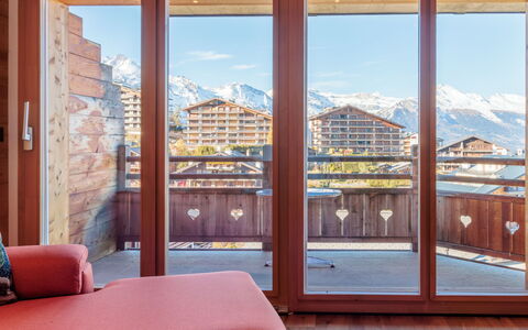 Nendaz 657: Hout, Interieur Ontwerp, Appartement, Balkon, Beits, Hardwood, Plafond, Plank, Vernis, Ontwerp