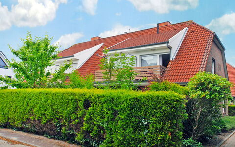 Scholle: Fabriek, Wolk, Lucht, Eigendom, Gebouw, Vegetation, Land Lot, Venster, Natuurlijk Landschap, Stedelijk Ontwerp