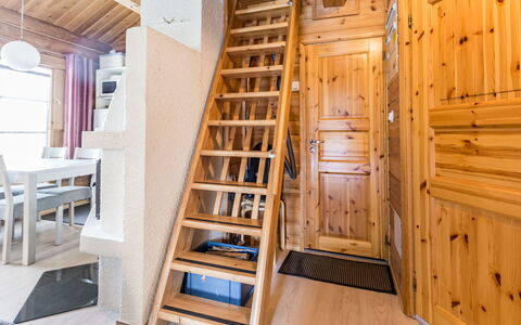 Vuosselinkulma 1: Appartement, Woongebied, Condominium, Stedelijk Ontwerp, Balkon, Gemengd Gebruik, Toevlucht, Landgoed, Hotel, Schaduw