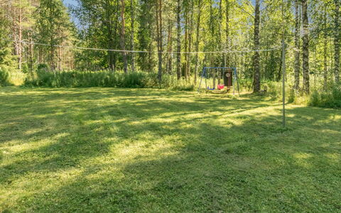 Katariina: Gras, Huis, Verblijf, Land Lot, Huis, Landgoed, Gazon, Siding, Boerderij, Veranda