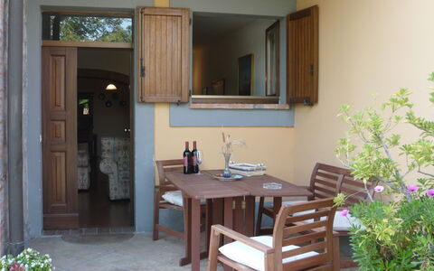 Le Querce Di Campocane: Kamer, Eigendom, Meubilair, Gebouw, Huis, Interieur Ontwerp, Tafel, Onroerend Goed, Verdieping, Huis