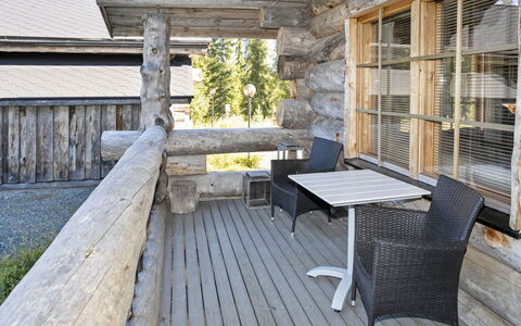 Villa Vuosselinjärvi: Appartement, Woongebied, Condominium, Stedelijk Ontwerp, Balkon, Gemengd Gebruik, Toevlucht, Landgoed, Hotel, Schaduw