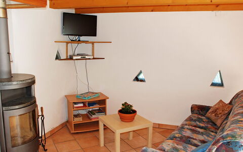 Rustico Pamela: Meubilair, Bankstel, Hout, Tafel, Comfort, Gebouw, Interieur Ontwerp, Verdieping, Woonkamer, Flooring