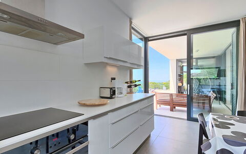 Anna: Eigendom, Kamer, Gebouw, Interieur Ontwerp, Countertop, Meubilair, Huis, Keuken, Architectuur, Onroerend Goed