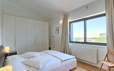 Anna: Slaapkamer, Kamer, Meubilair, Eigendom, Bed, Interieur Ontwerp, Laken, Bed Frame, Gebouw, Matras