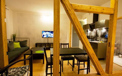 Accommodatie:&nbsp;Zieleń 100.3