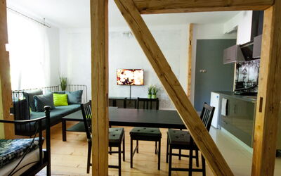 Accommodatie:&nbsp;Zieleń 100.3