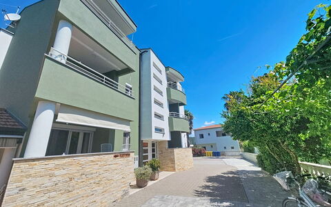 Zadar Bibinje 208: Appartement, Balkon, Condominium, Schaduw, Oprit, Gang, Hotel