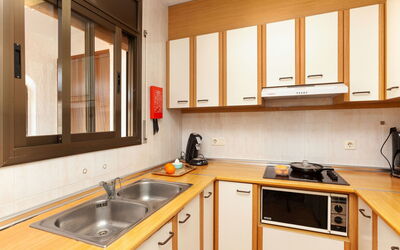 Accommodatie:&nbsp;Adelfa Apt 6 170.2