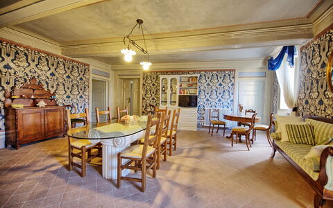 Il Gualdo: Kamer, Eigendom, Gebouw, Meubilair, Interieur Ontwerp, Onroerend Goed, Plafond, Huis, Landgoed, Verdieping